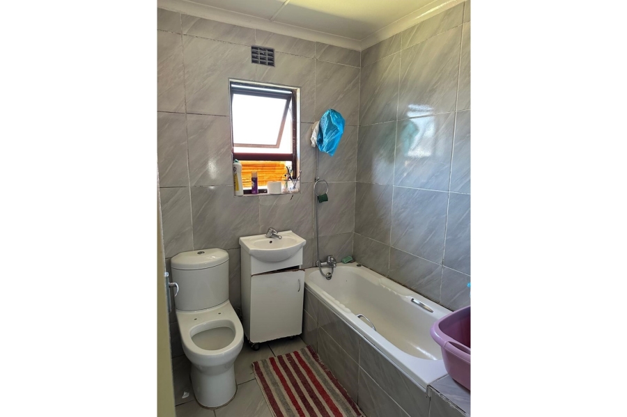 2 Bedroom Property for Sale in Haven Hills Eastern Cape
